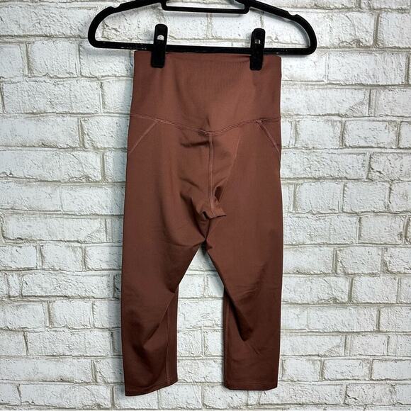 Girlfriend Collective Leggings Earth Compressive High Rise Crop Brown Athletic - Picture 3 of 6